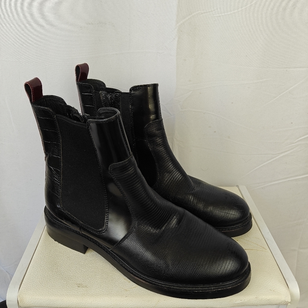 Jeffrey Campbell Black Leather Edmond Combat Boot Textured Size 8.5 Women's